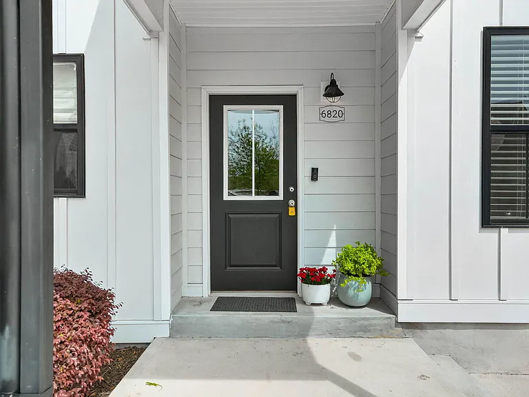 6820 Milligan Way — Photo 2