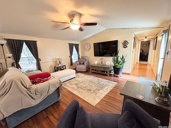 5th image of 360 Brandon Way
