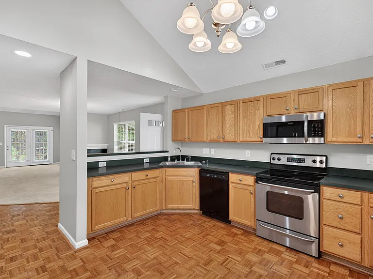 5065 Bartholomews Ln — Photo 12