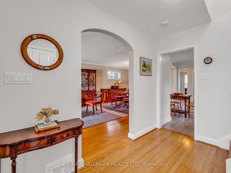 4th image of 249 Park Home Ave