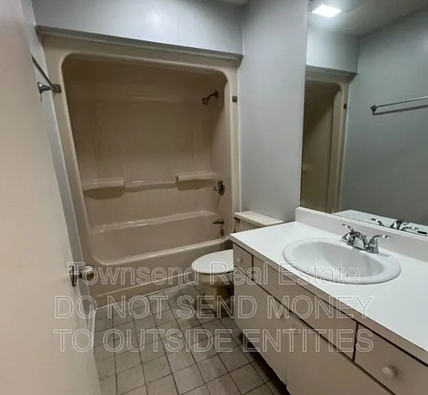 501 Cypress Trace Dr — Photo 4