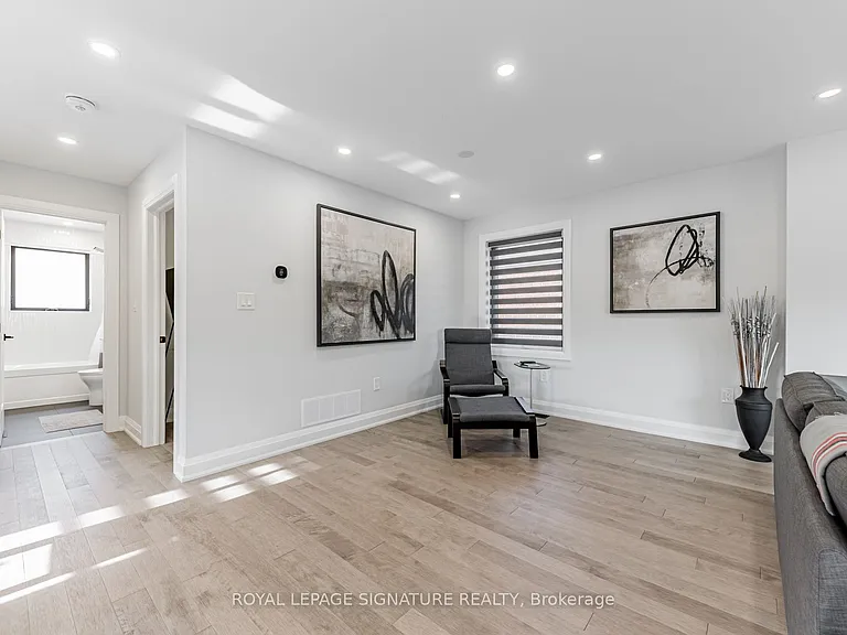 16 Boem Ave — Photo 9