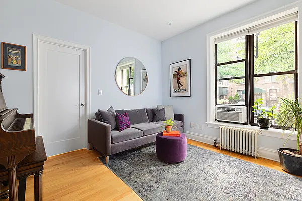 Rented by Compass | media 7