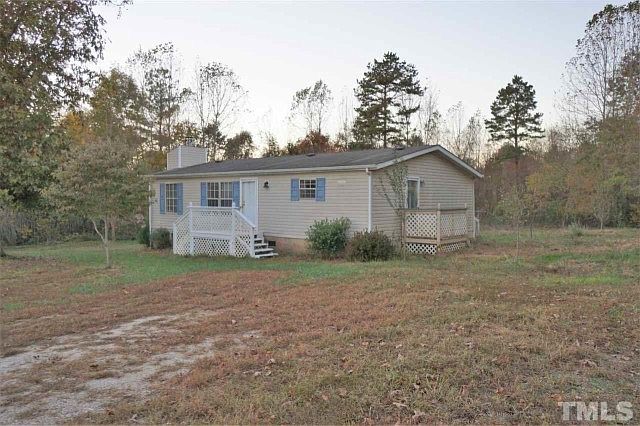 1st image of 438 Blue Grass Dr