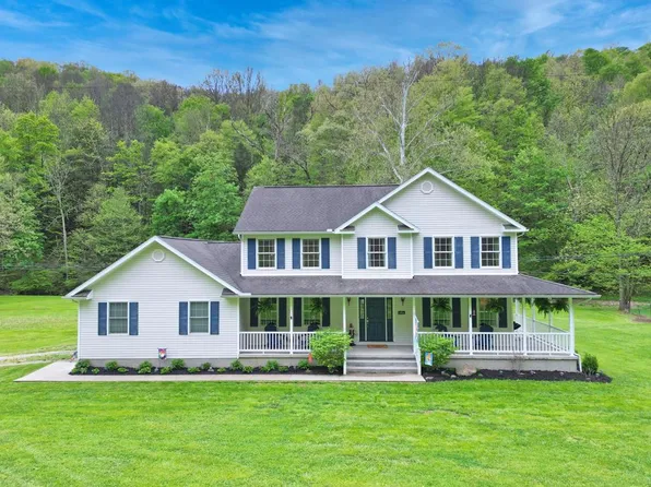 832 Church Fork Road, Hundred, WV 26575