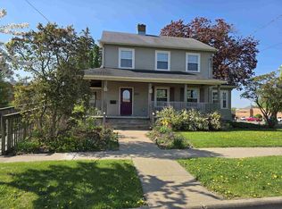 242 W Hickory St, Lancaster, WI 53813