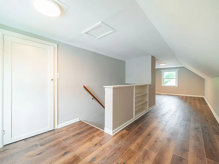 1193 Carolyn Ave — Photo 11