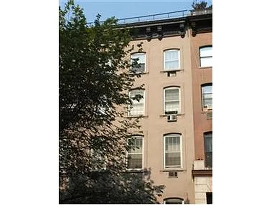 Sold by Douglas Elliman | media 27