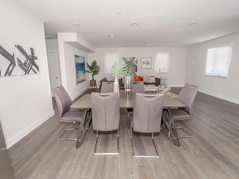 3913 Brighton Ave — Photo 7