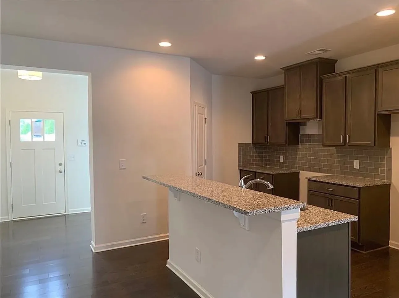 2 bed, 2.5 bath, 1451 sqft, $2,399 — Photo 3