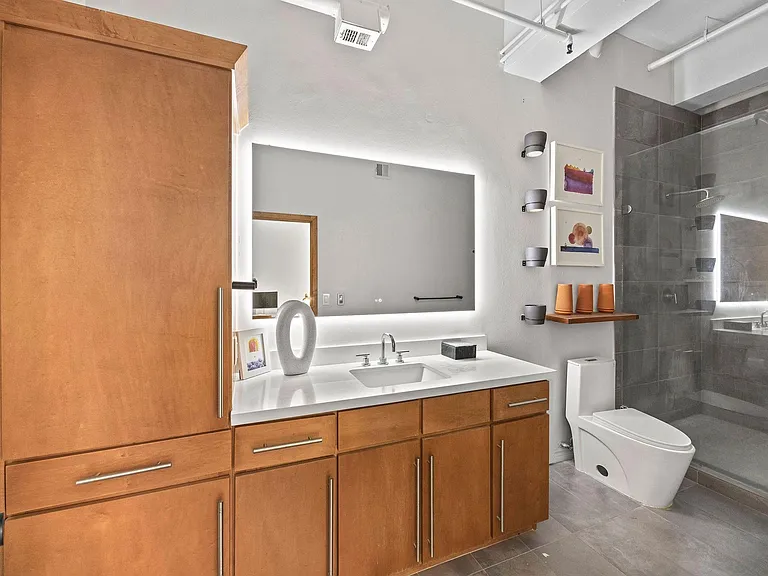 705 Main St #516 — Photo 16