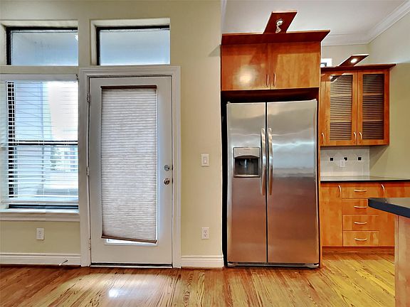4th image of 1812 Rosalie St