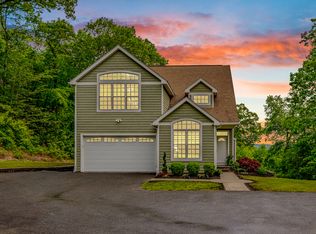 12 Amanda Ln, New Milford, CT 06776