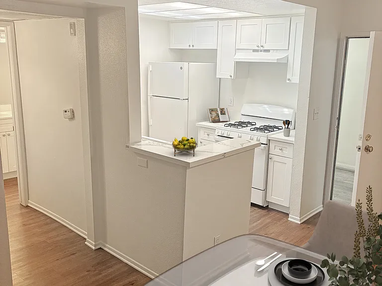 Park View West Apartments — Photo 5