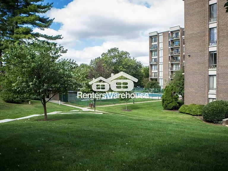 9820 Georgia Ave #303 — Photo 13