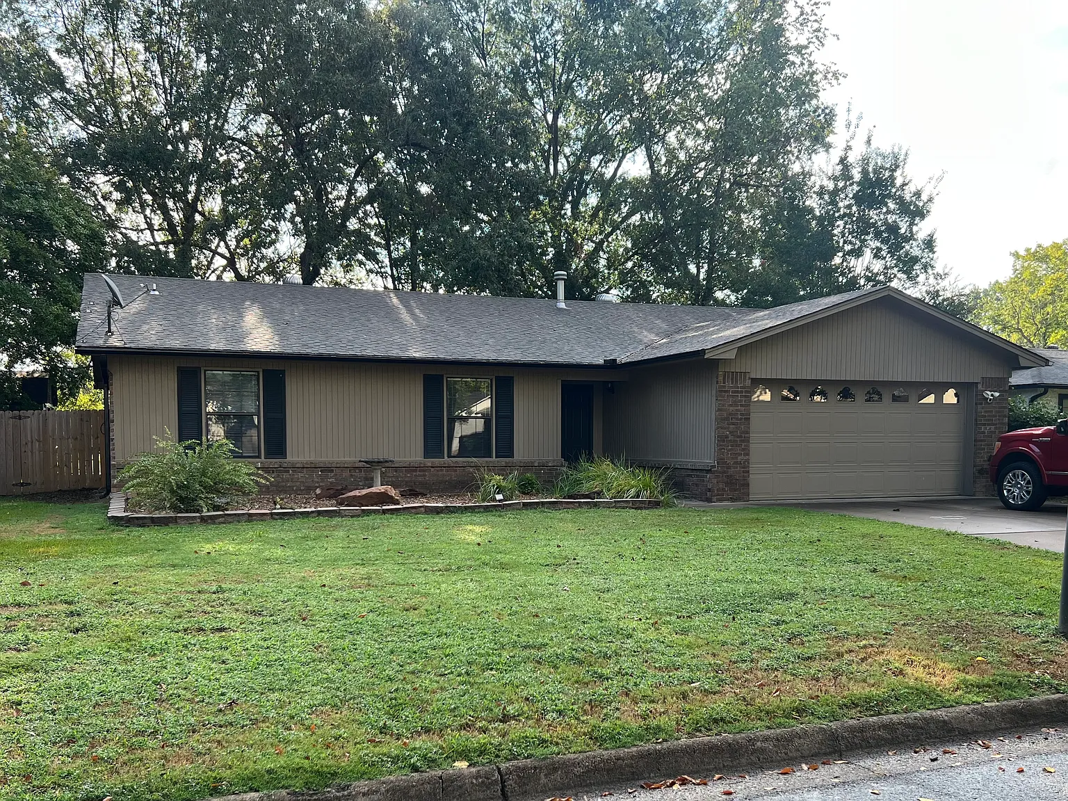 3 bed, 1688 sqft, $1,500 — Photo 1