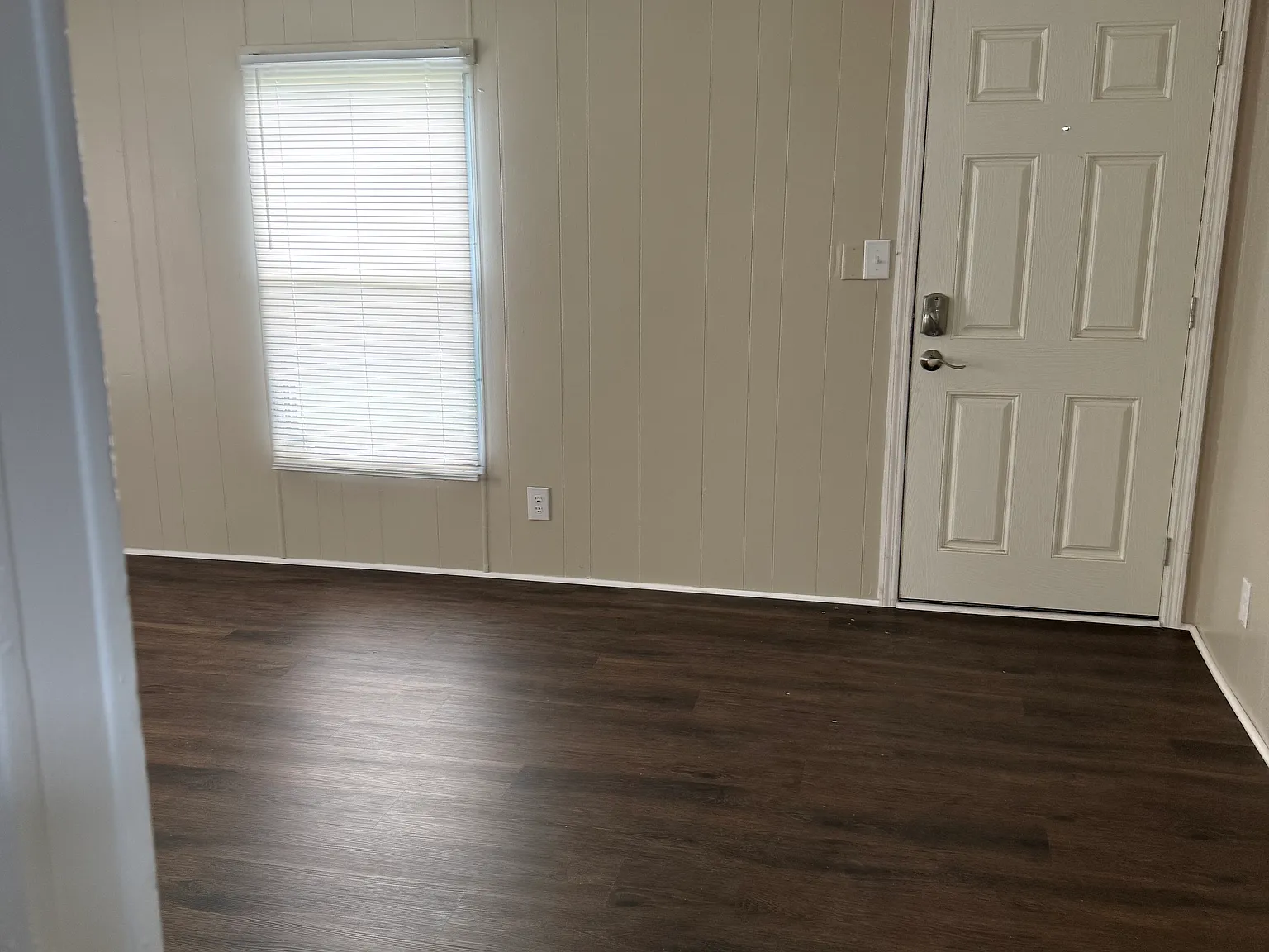 2 bed, 1000 sqft, $1,100 — Photo 4