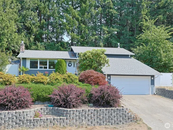 543 NE Conifer Drive, Bremerton, WA 98311