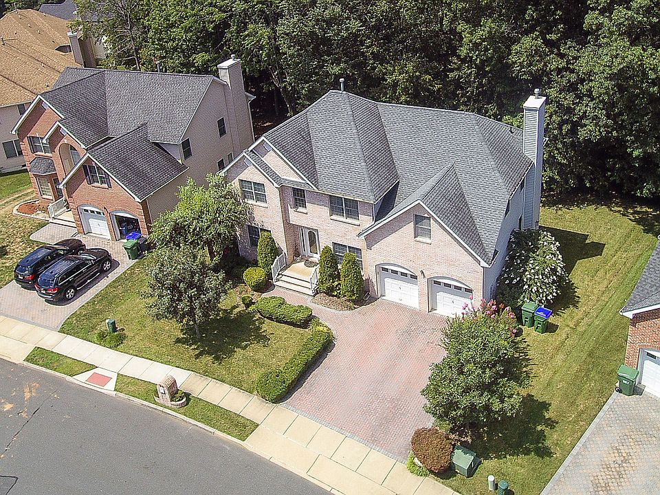 aerial view of full property