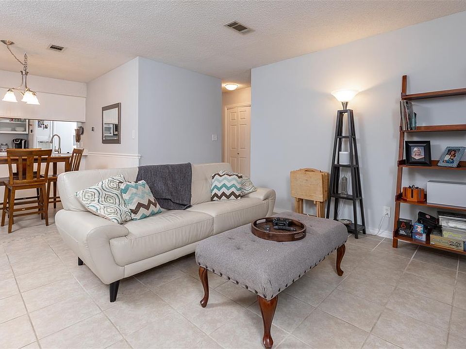 1st image of 8027 Tippin Ave