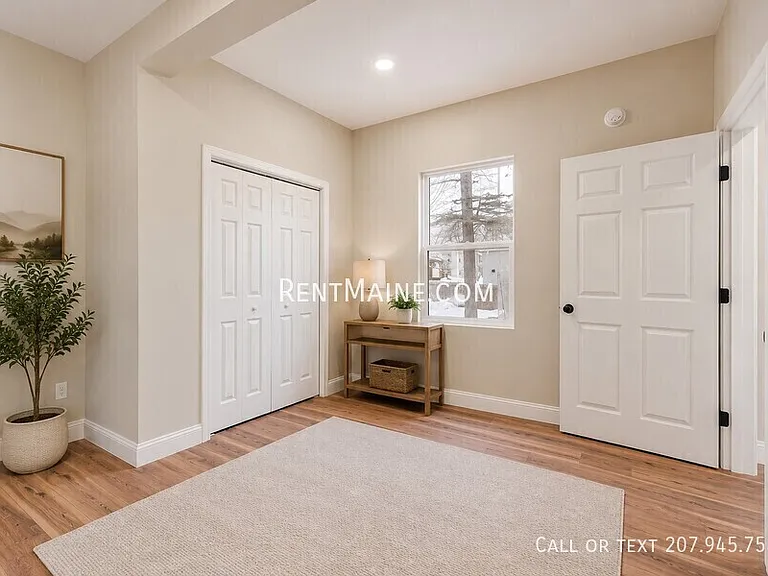 392 S Main St #1 — Photo 14