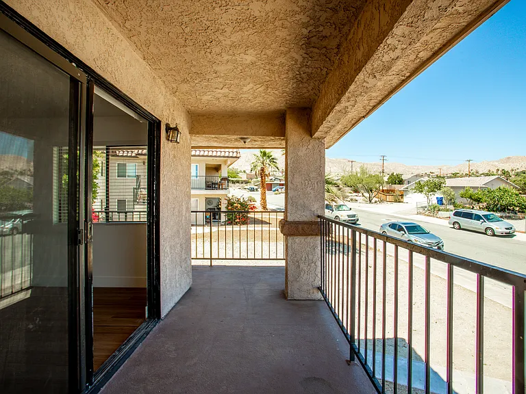 68200 Calle Las Tiendas — Photo 6