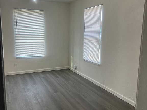 5th image of 414 Mohawk St