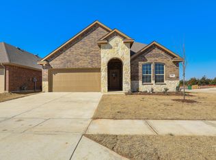 795 Fort Ln, Fate, TX 75189