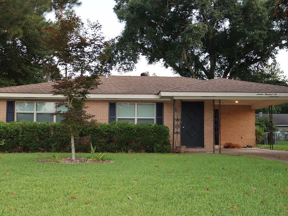 1st image of 1606 McNutt Dr