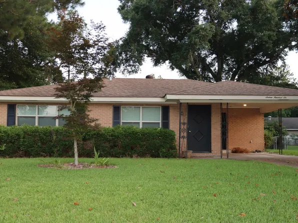 1606 McNutt Dr, Alexandria, LA 71301