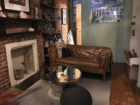 Rented by Chartwell Manhattan Realty | media 6