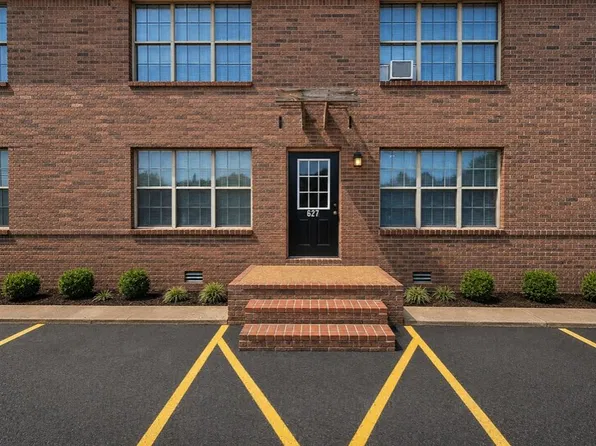 627 Old Humboldt Rd APT D, Jackson, TN 38305