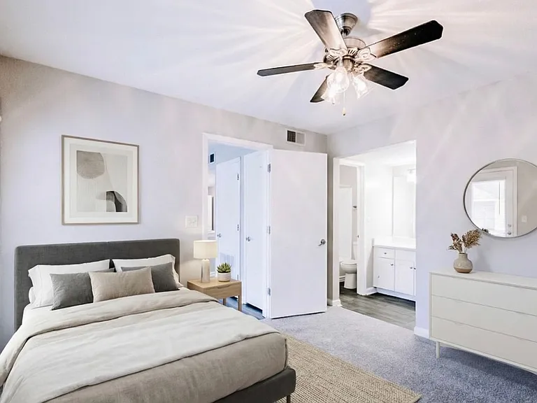 Live Easy. Live Elevated. Live 2100 Defoors. — Photo 111