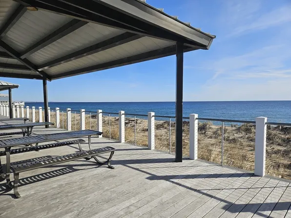 20 Cable Ave Unit 8, Salisbury, MA 01952