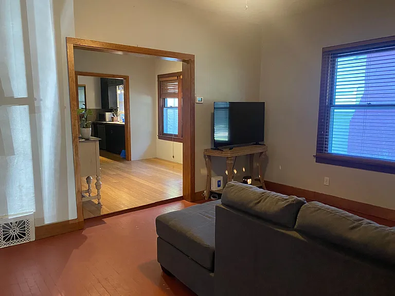 1132 N Pearce Ave — Photo 6