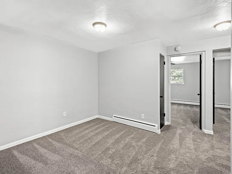 11515-11523 Frankstown Road — Photo 5