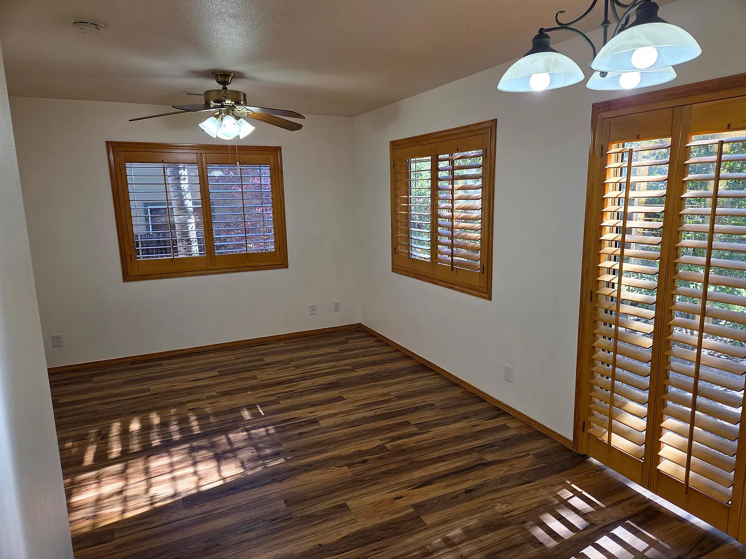 3 bed, 2.5 bath, 1805 sqft, $3,000 — Photo 3
