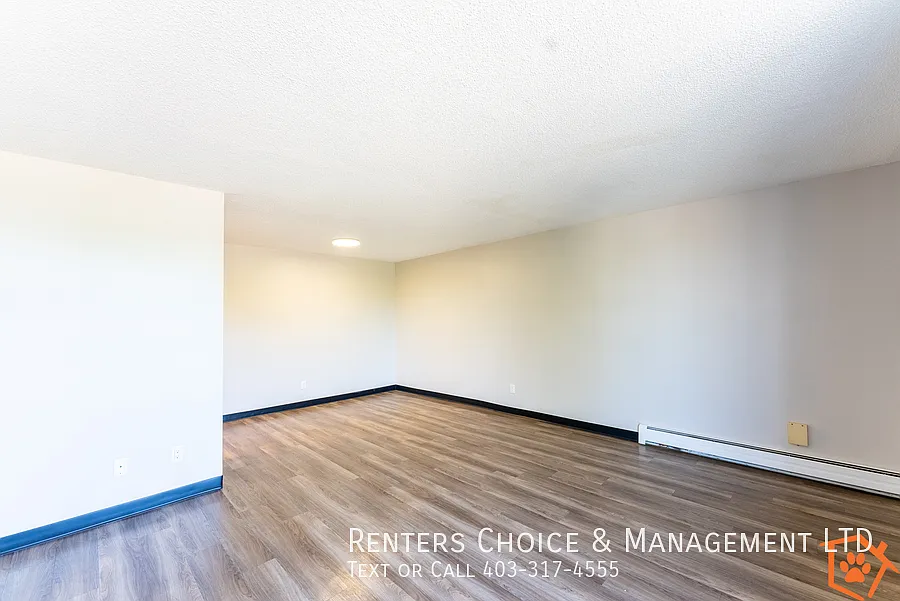 Renovated Third Floor Apartment, Utilities Included — Photo 4