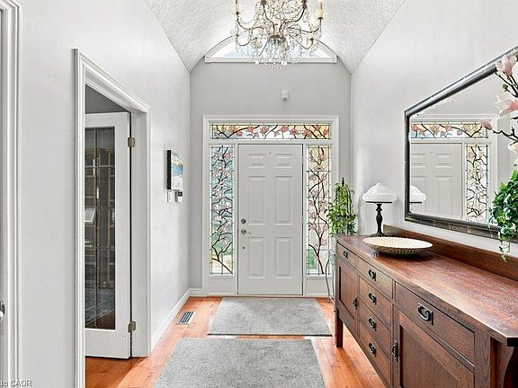 3rd image of 515 Birchleaf Walk