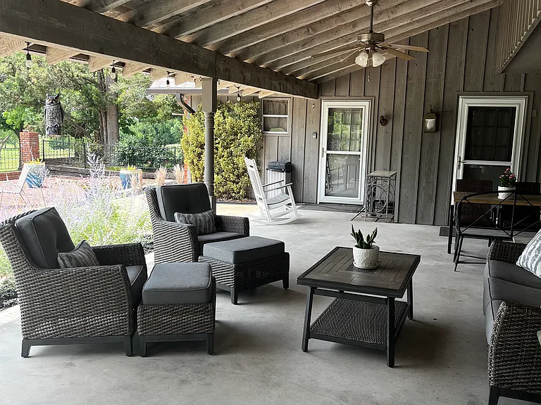 523 Fairway Dr — Photo 18