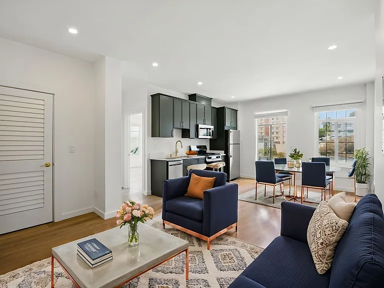 1700 Octavia St #606 — Photo 1