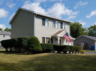 1930 Eastman Ln, Hanover Park, IL