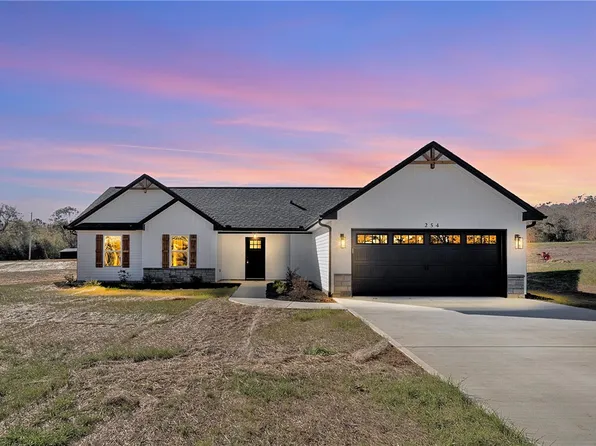 3805 Flat Rock Rd, Iva, SC 29655