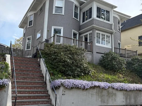 100 Belgrade Ave #2, Roslindale, MA 02131