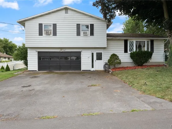 397 Osceola Rd, Syracuse, NY 13209
