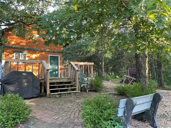 421 Park Ln, Union, MO 63084