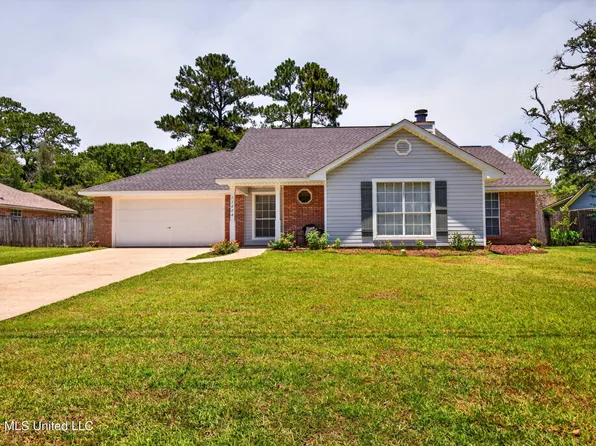 11404 Bayou Pl, Ocean Springs, MS 39564