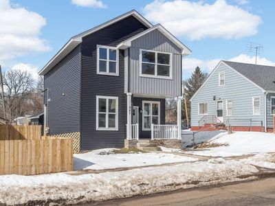 947 Earl St, Saint Paul, MN, 55106