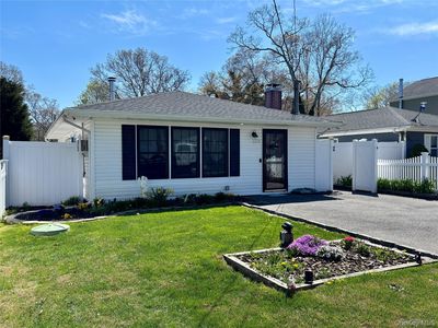 228 Patchogue Avenue, Mastic, NY, 11950