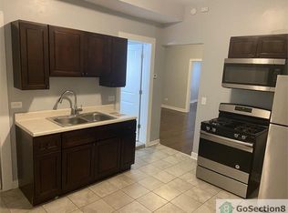216 N Homan Ave #2, Chicago, IL 60624